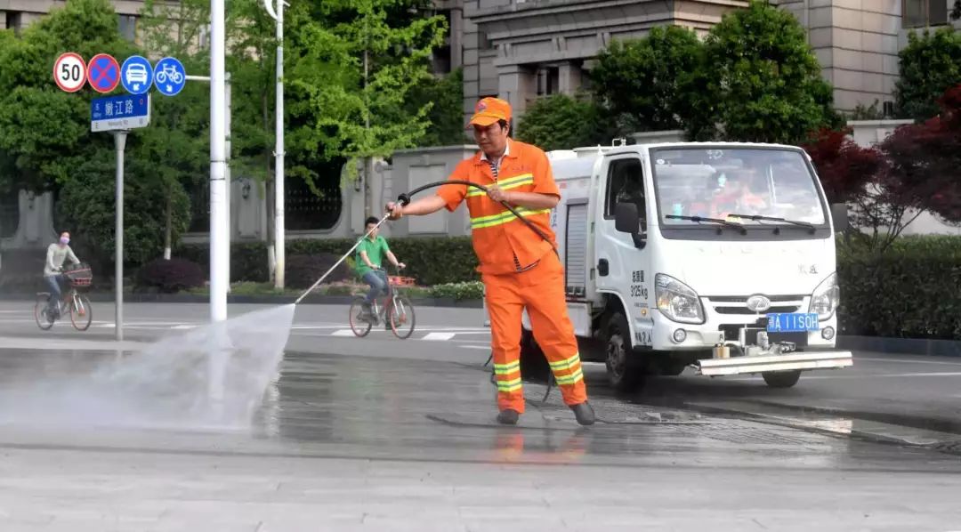 麻将胡了电子游戏 精致环卫 刷靓江汉颜值高